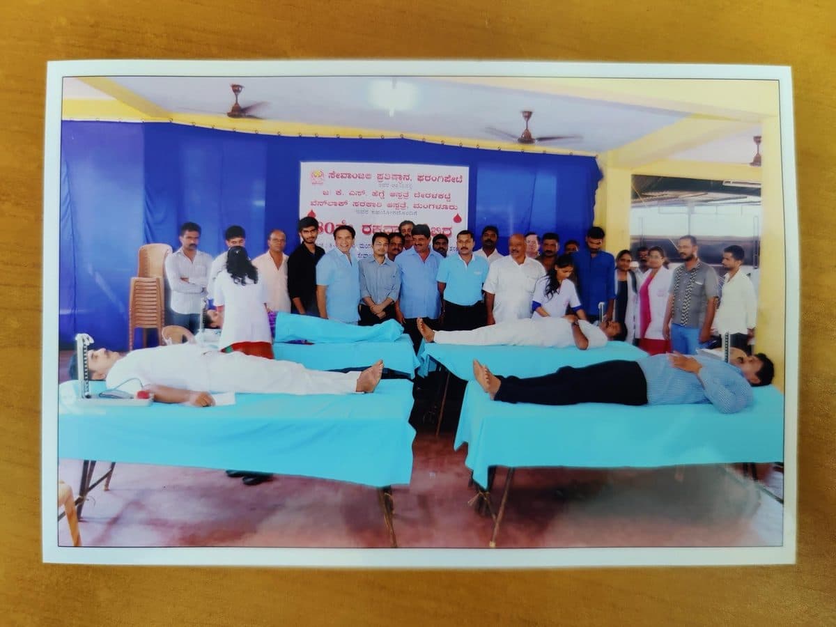 Early blood donation camp